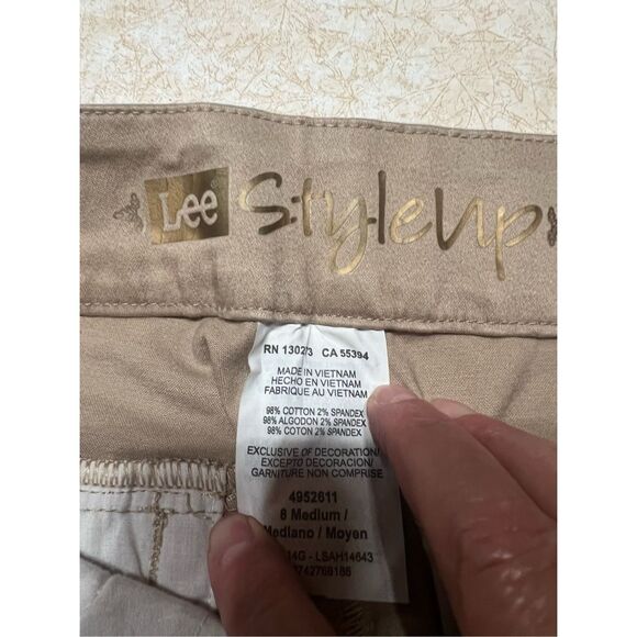 Lee Style Up Khaki Pull on Barley Boot Pants Sz 8 NWT - Picture 3 of 7